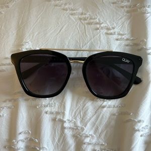 Quay black sunglasses